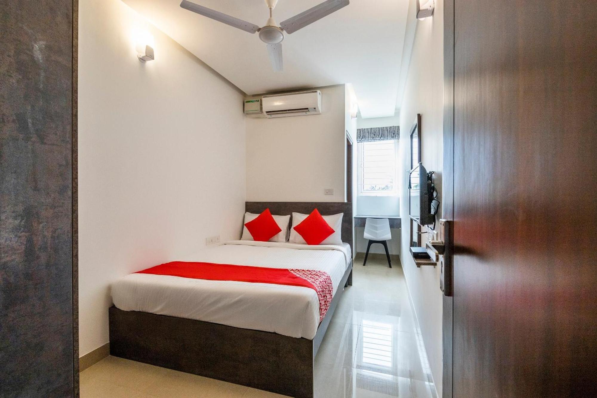 מלון העיר בנגלור Super Townhouse Hebbal מראה חיצוני תמונה
